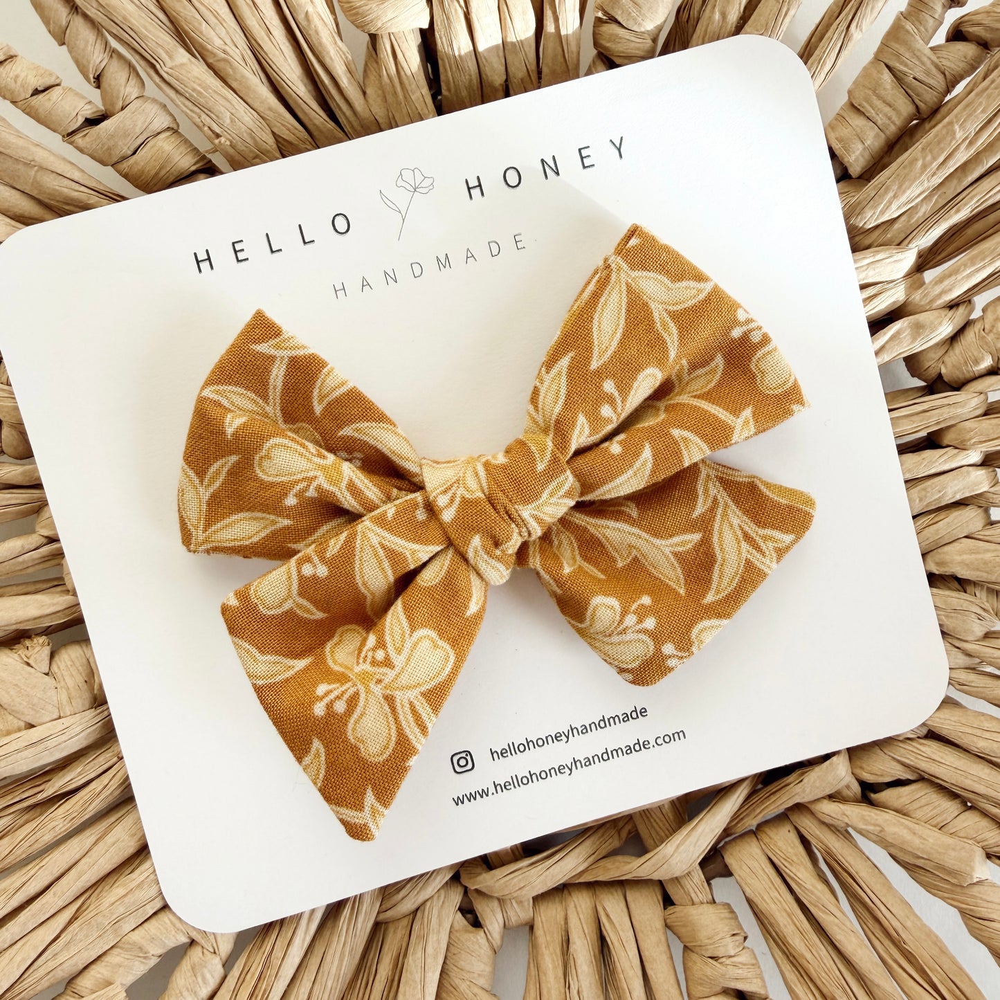 Pinwheel Bow / Golden Hour