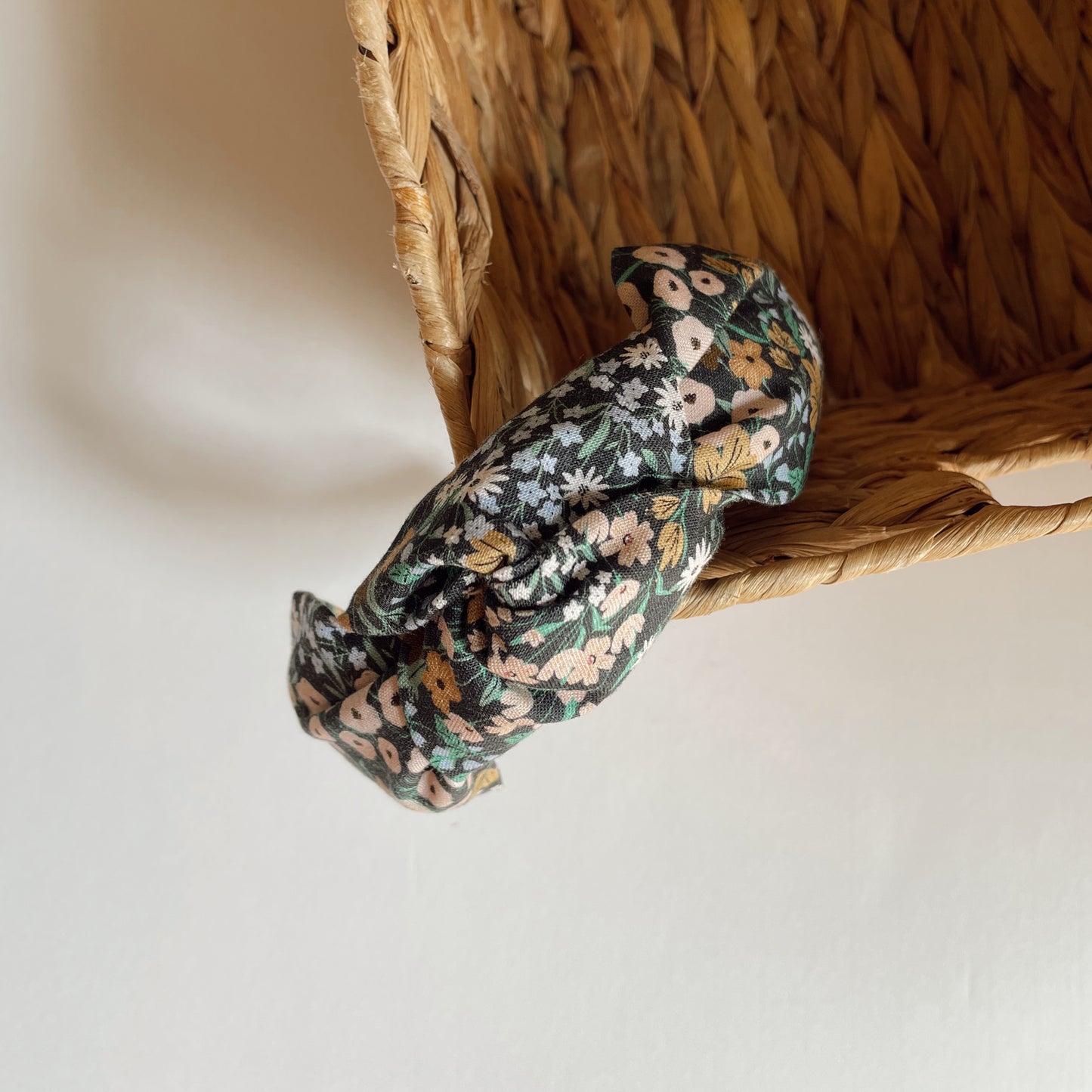 Knotted Headband / Stella