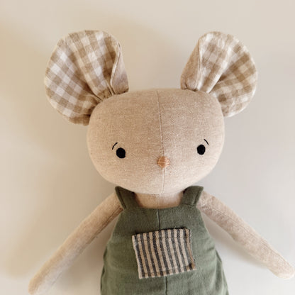 Heirloom Doll, Winston