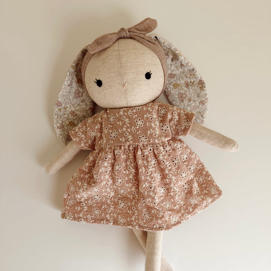 Heirloom Doll / Betsy