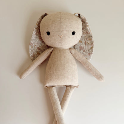 Heirloom Doll / Betsy